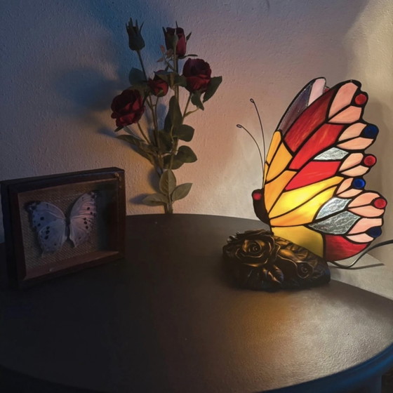Image 1 of Tiffany Lamp - een zeldzaam model - vlinder - vlinder