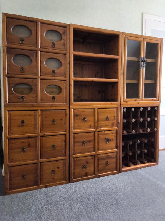 Image 1 of Japanse houten (voorraad)  kast, 6 delig