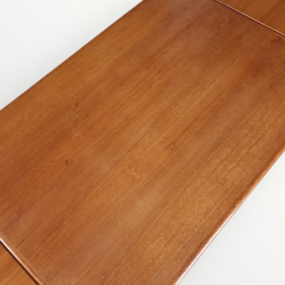 Image 1 of Vintage extendable dining table