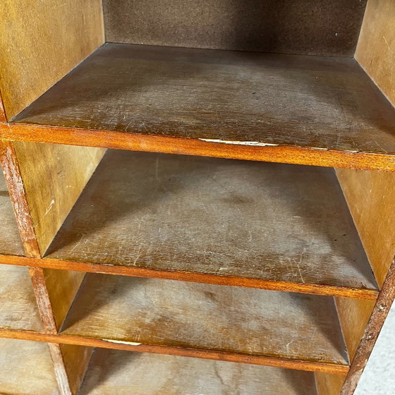 Mobile da lavoro a 30 scomparti, prima metà del XX secolo – Librerie, Legno (photo 16 of 18)