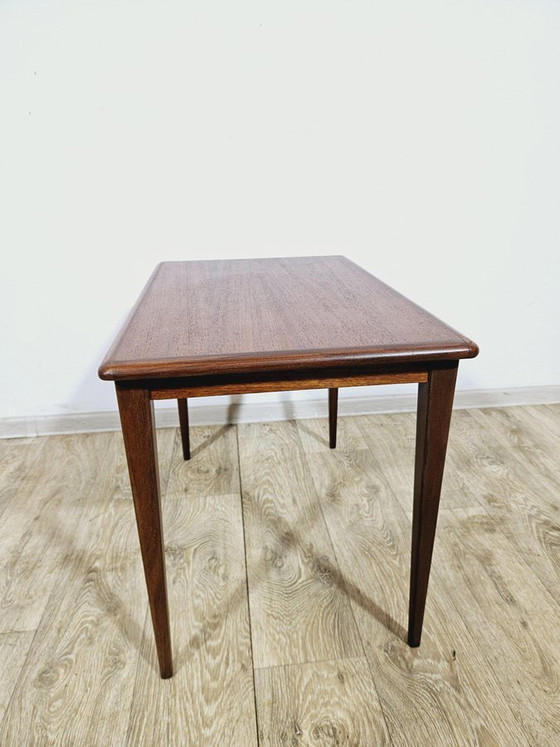Table d'appoint danoise en teck, années 1960 – Tables d'appoint (photo 5 of 13)