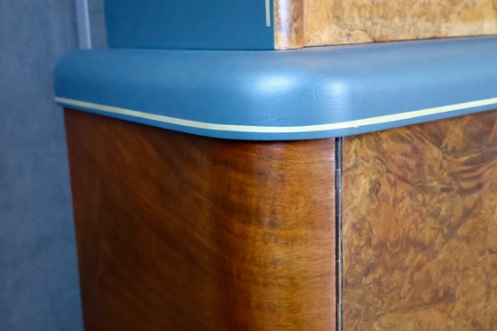 Image 1 of Art-déco-Vitrinenschrank aus Wurzelholz, 1930er Jahre – restauriert in Wellington Green