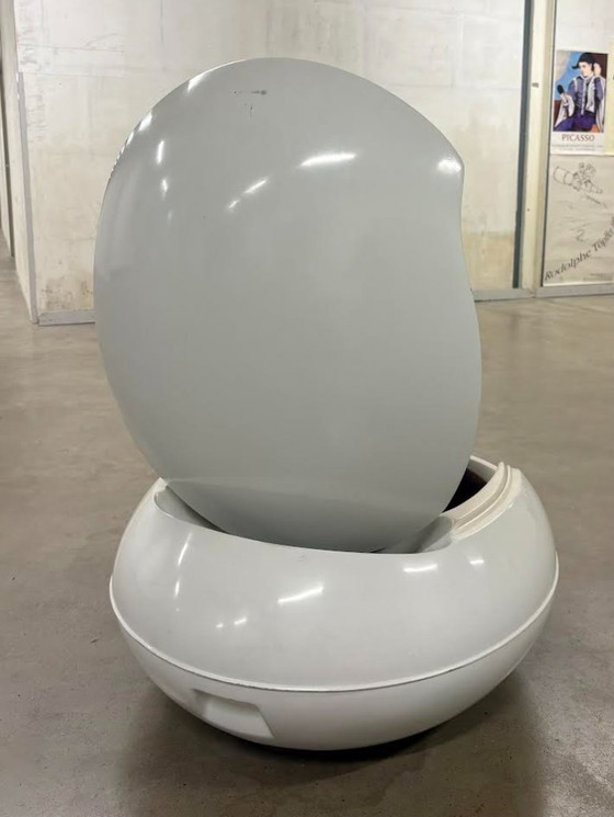 Image 1 of Eierstoel