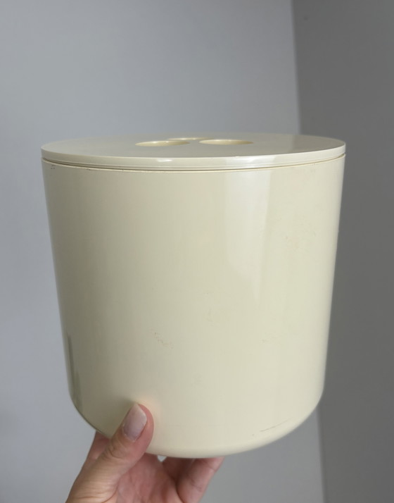 Image 1 of Crayonne vintage beige kunststof grote ijsemmer / voorraadpot