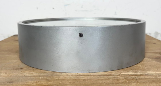 Image 1 of Grijze industriële fabriekswandklok van Chronotechna, jaren 50