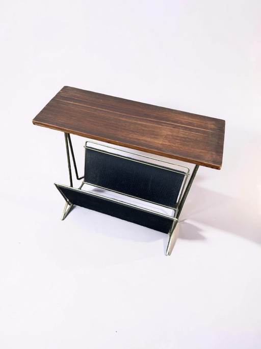 Vintage Beistelltisch mit Zeitschriftenhalter