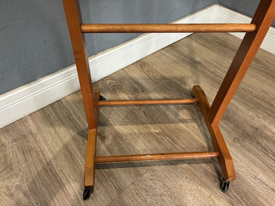 Fratelli Reguitti valet stand on wheels, beech, Italy, 1960s, Coat racks, Wood, Brass, Brown (photo 4 of 7)