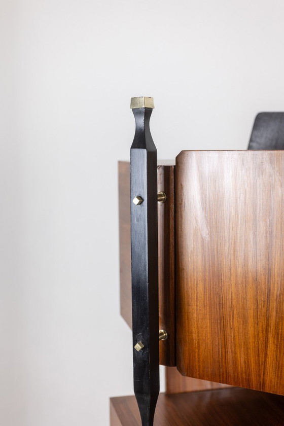 Image 1 of Coppia di armadi italiani impiallacciati in teak. Circa 1960.