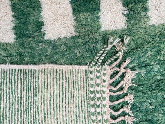 Image 1 of Beni Ourain Berber tapijt van zuivere wol, handgeweven volgens traditionele methoden, afmeting 150/250 cm