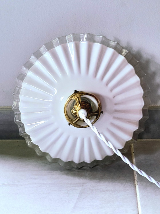 Image 1 of Suspension en Opaline Plissée 1950