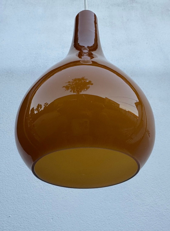 Amber opaline drop Pendant lamp 70s – Glass (photo 3 of 10)
