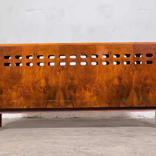 Bedlinnenopslag uit het midden van de eeuw door František Jirák voor Tatra Nábytok, jaren 60