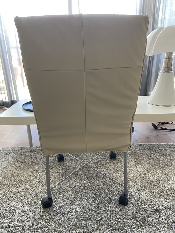 Image 1 of 2x Montis fauteuils op wielen in beige 