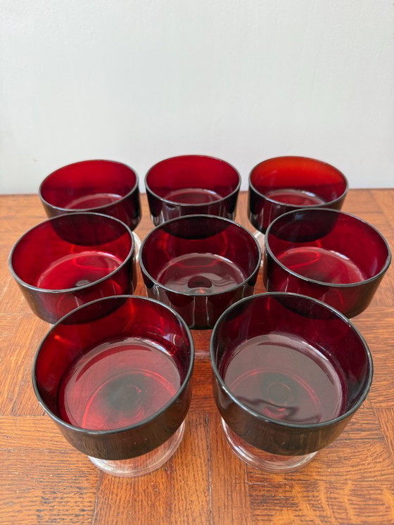 Image 1 of Juego de 6 copas de champán rojo rubí Luminarc, fabricadas en Francia, años 70