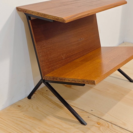 Image 1 of table d'appoint vintage pour lire