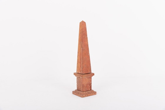 Image 1 of Obelisco in travertino di Piero Fornasetti