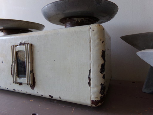 Balance ancienne Dyona années 50