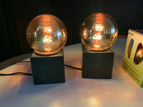 Image 1 of lampade da tavolo vintage Philips a cubo (2) e lampada extra