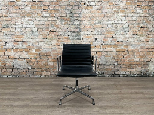 Vitra EA108 Leder schwarz
