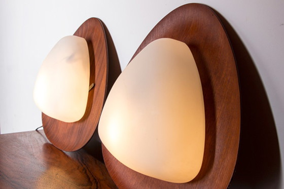 Image 1 of Paire d’Appliques Italiennes en Teck et Opaline par Goffredo Reggiani 1960