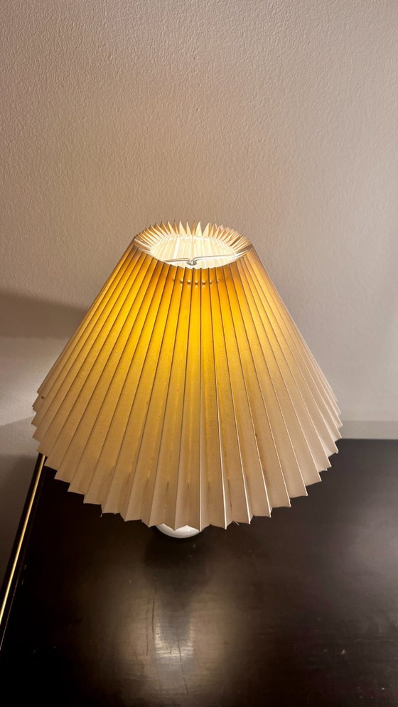 Image 1 of Holmegaard Roma Lille Lamp |Wit opaalglas| Schaduw in Le Klint-stijl