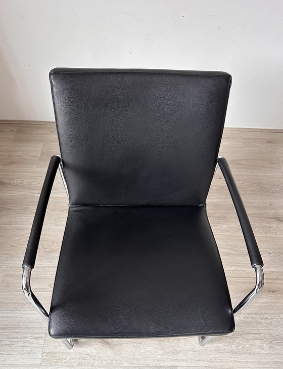 Image 1 of 4 chaises de salle à manger Leolux Talos.