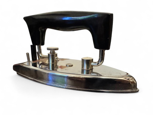 1970s travel iron