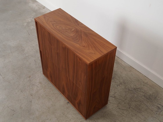 Image 1 of Scarpiera in noce, design scandinavo