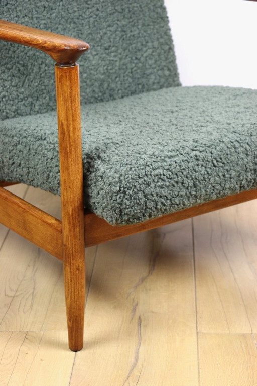 Sedia GFM-142 in pelle bouclé color oliva attribuita a Edmund Homa, anni '70