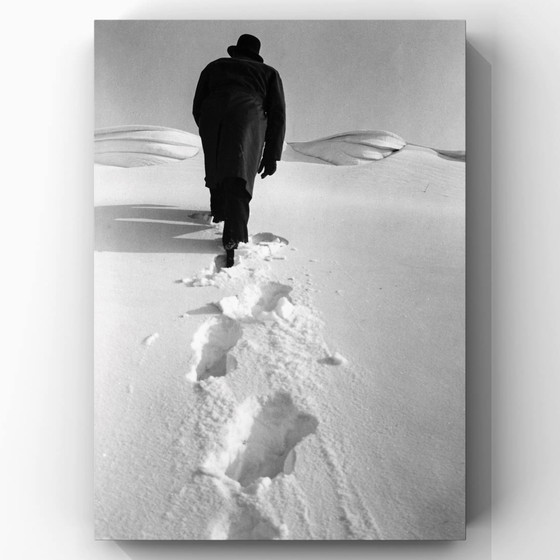 Image 1 of 1x Severe Winter 1947 — Walker in snowy landscape