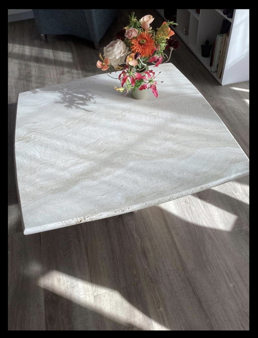 Japandi Travertin Couchtisch