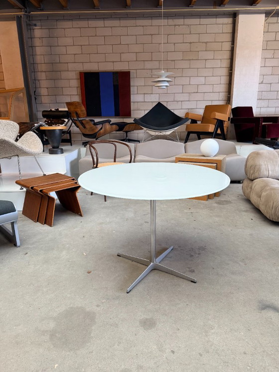 Fritz Hansen tafel glas – Eettafels, Metal (photo 2 of 11)
