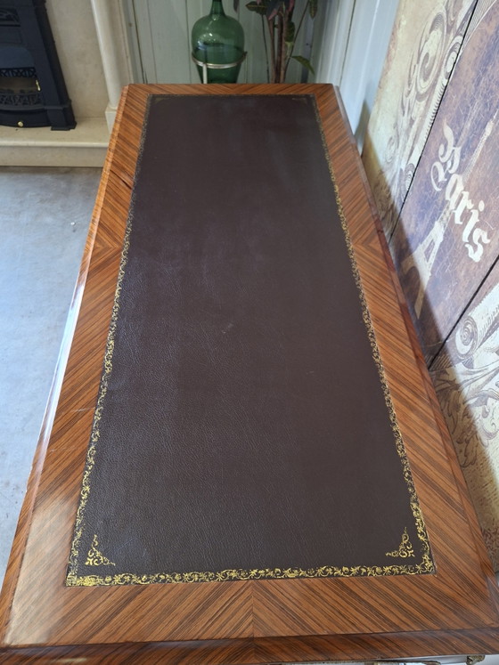 Image 1 of Classic Italian writing desk, bureau, desk with leather inlay, dimensions 150x68cm and 82cm high.