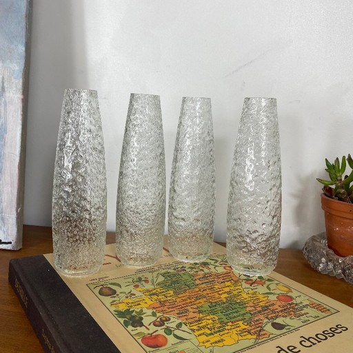 Set mit 4 antiken, tulpenförmigen Glasschirmen mit Blasenmuster für Wandlampen und Kronleuchter – kroonluchters
