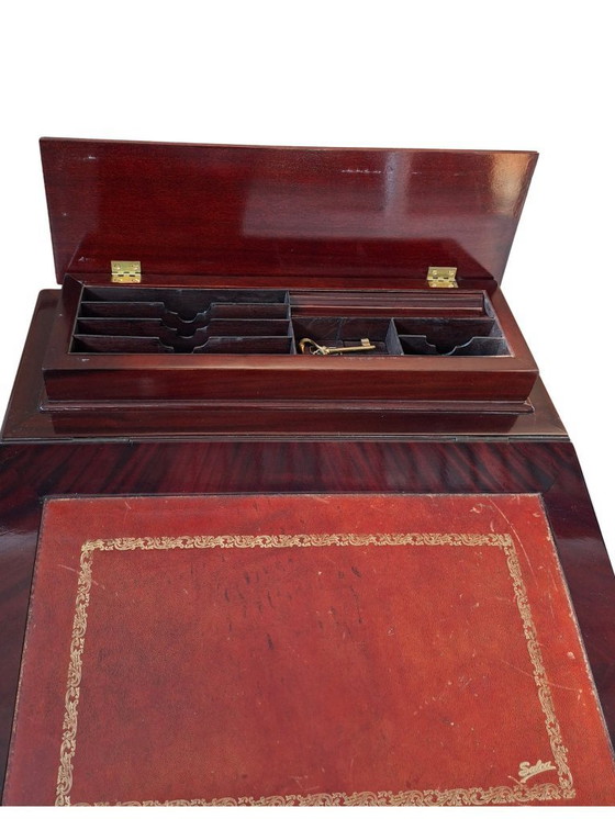Image 1 of Eleganter Schreibtisch „Davenport“ aus Mahagoni