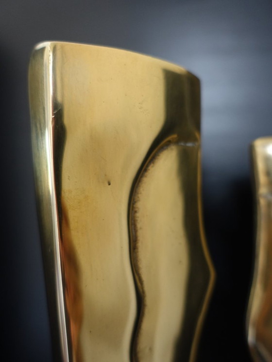 Image 1 of Sculpture en laiton poli d'après Gérard Koch.