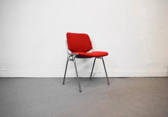 1/13 Giancarlo Piretti Castelli DSC 106 Chair red Aluminium – Dining chairs, Metal, Textile, Vintage (photo 3 of 12)