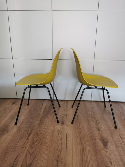 Set van 2 originele Vitra Eames DSX stoelen