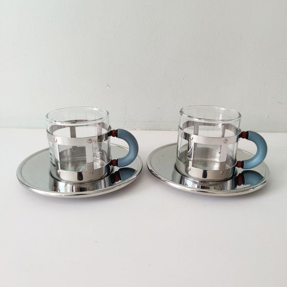 Image 1 of Zuccheriera, lattiera e due tazzine da caffè espresso di Alessi, progettate da Michael Graves