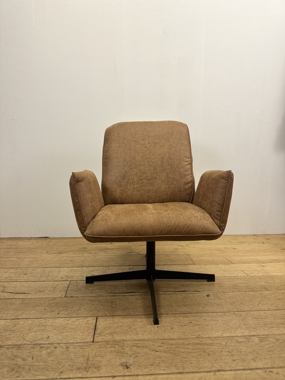 Image 1 of Poltrona Lugo in microfibra cognac