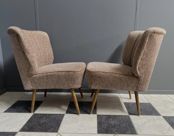 Image 1 of set van 2 bruine cocktailstoelen uit de jaren 60