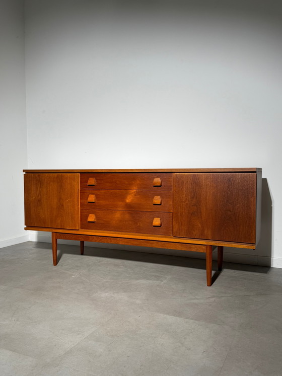 Austinsuite Teak Sideboard – British Mid-Century Modern, 1960s (photo 3 of 6)