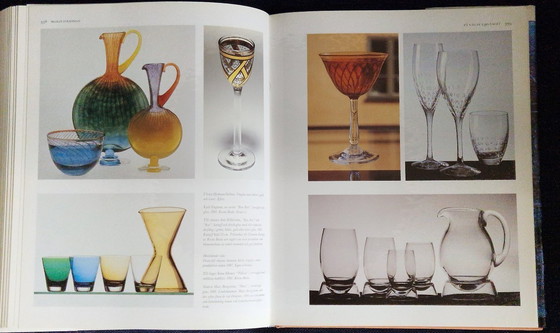 Image 1 of Svenskt Glas - Coffee table book about the history of Swedish glass 1150-1990