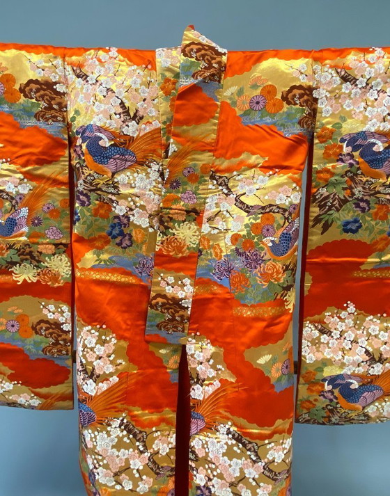 Image 1 of Japanischer Hochzeitskimono