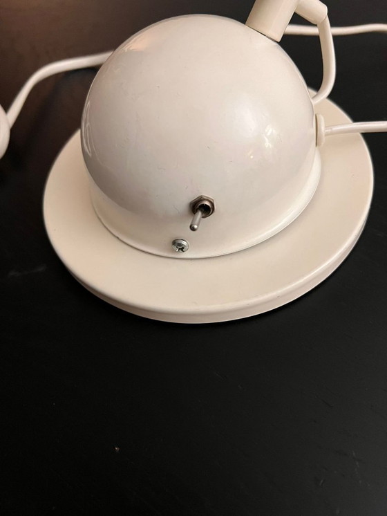 Image 1 of Pola Amstelveen Schreibtisch-/Tischleuchte – Weiß/Creme – Ikonisches niederländisches Design