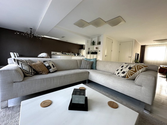 Image 1 of Pode Insert corner sofa