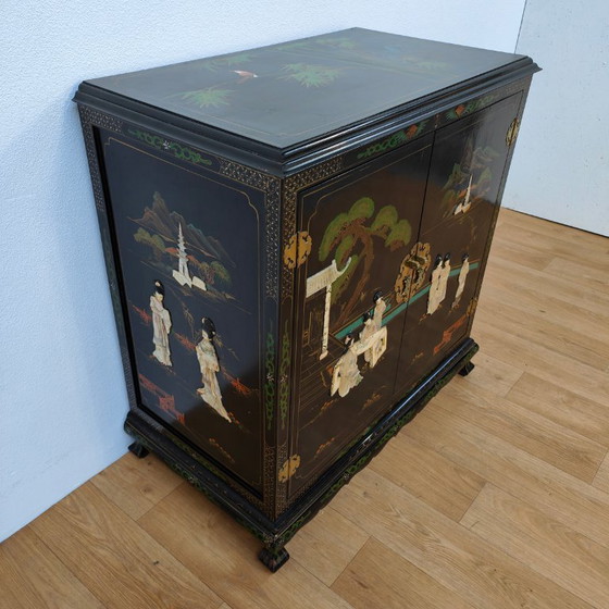 Image 1 of Vintage Antique Chinese bridal cabinet sideboard Chinoiserie cabinet