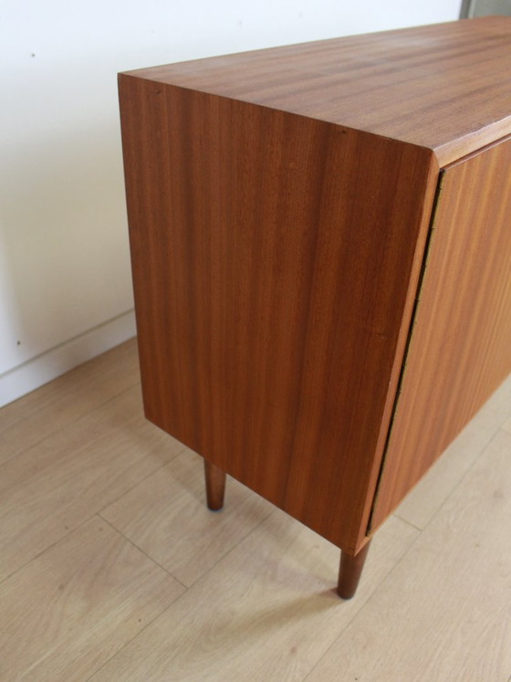 Image 1 of 2x dressoir kastjes – teak