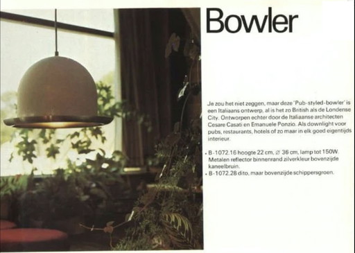 Lampe murale "Bowler" de Raak par les designers C. Casati & E. Ponzio