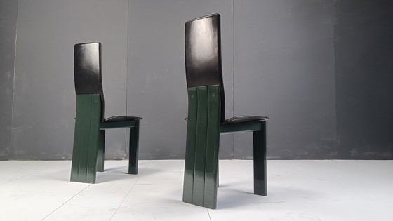 Image 1 of Set van 6 Italiaanse leren en groen gelakte eetkamerstoelen, jaren 1980